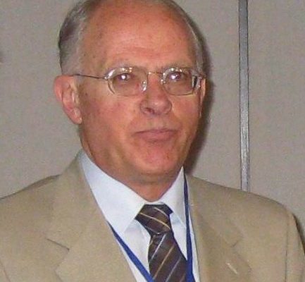 olmedo_en_la_10ma_asamblea_anual_de_miebach.jpg