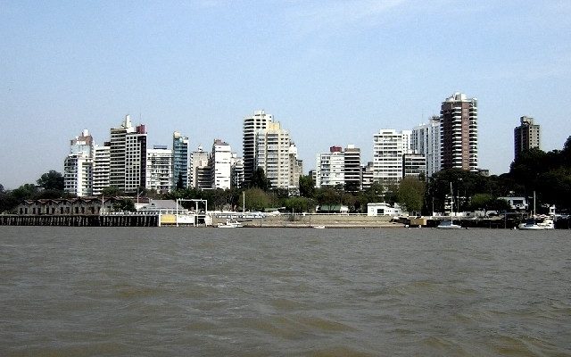 rosario-vista-desde-el-rio-parana.jpg
